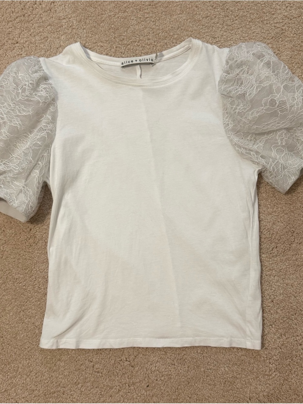 alice + olivia Posey Lace Puff Sleeve Tee